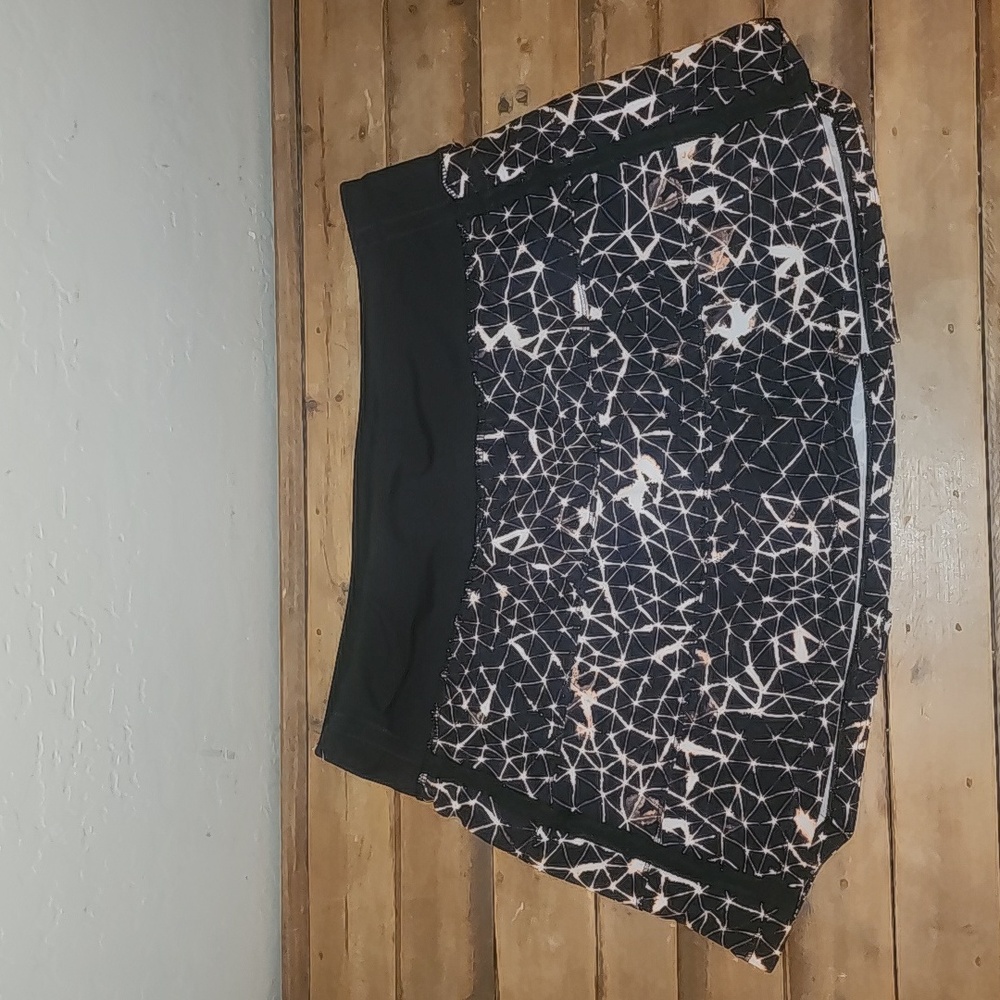 Lululemon Atheltica Skort Attached Underwear Size 6
